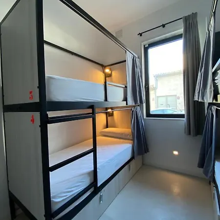 We Street - El Arenal-albergue Turistico *