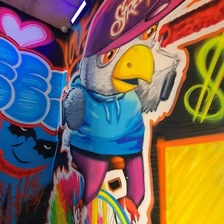 We Street - Hostel El Arenal (Mallorca)