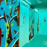 بيت شباب We Street - إل أرينال