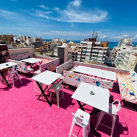 Hostel We Street - El Arenal-albergue Juvenil S'Arenal